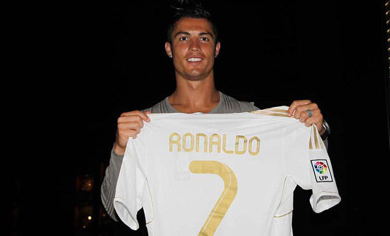 中超赛报：山东泰山主场战胜武汉三镇＂,