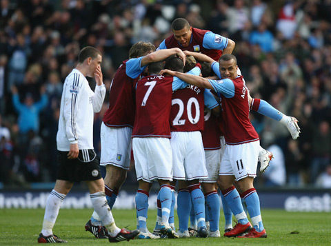 边路推进打满全场