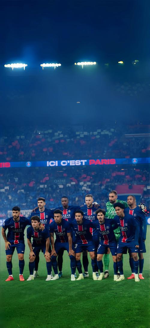 意媒：德佬对孔蒂依然保持完全信任，双方将召开会议分析现状