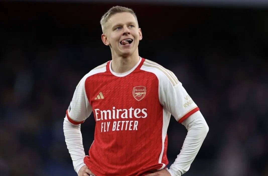 斯洛特：我们没有可用的边锋，派出两名9号球员是合乎逻辑的